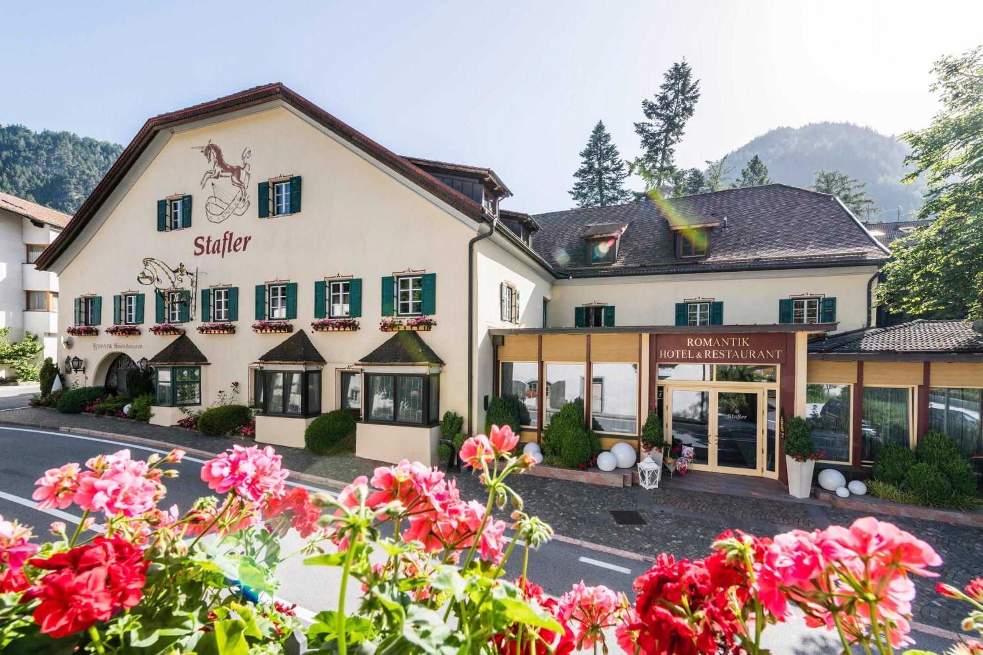 Romantik Hotel & Restaurant Stafler Vipiteno Esterno foto